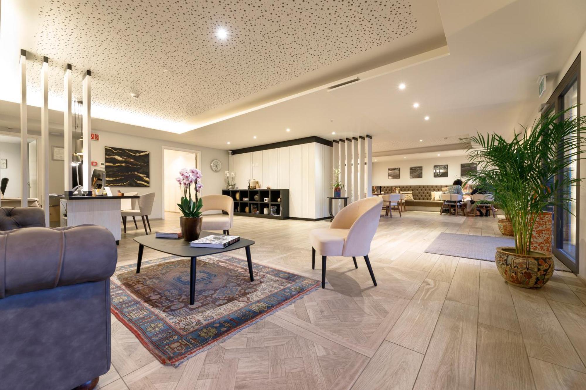 Ambassador Boutique Hotel Nyon Kültér fotó