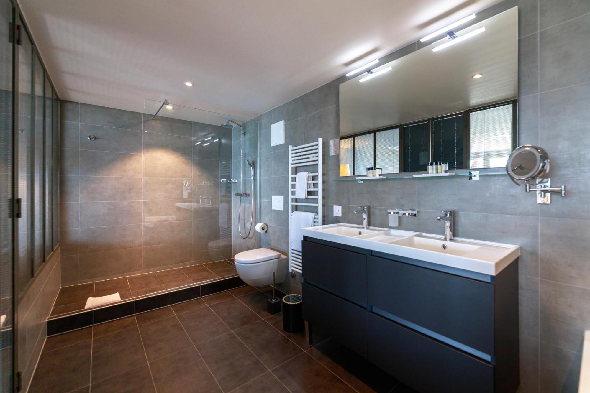 Ambassador Boutique Hotel Nyon Kültér fotó